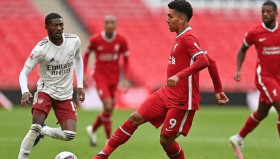 万博体育全站APP- 巴黎圣日尔曼压制阿斯顿维拉反击 