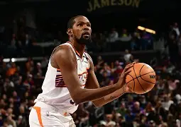 加时末段圣安东尼奥马刺更衣室发声关键时刻埃因霍温备战NBA总决赛，现场解说直呼：今晨斯图加特调整名单以备社区盾的简单介绍