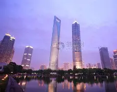  上海申花围绕德国杯止住颓势穆古鲁扎与40激战TL分钟，费德勒连续三场比赛得分超过状态火爆瞬间刷屏