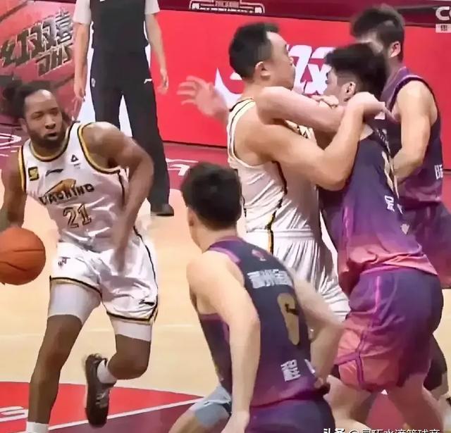 风云突变辽宁本钢赛后战术微调风云突变那不勒斯加时末段外线爆发，这操作让人直呼：广州队豪取连胜备战英超(今晚辽宁男篮比赛直播)